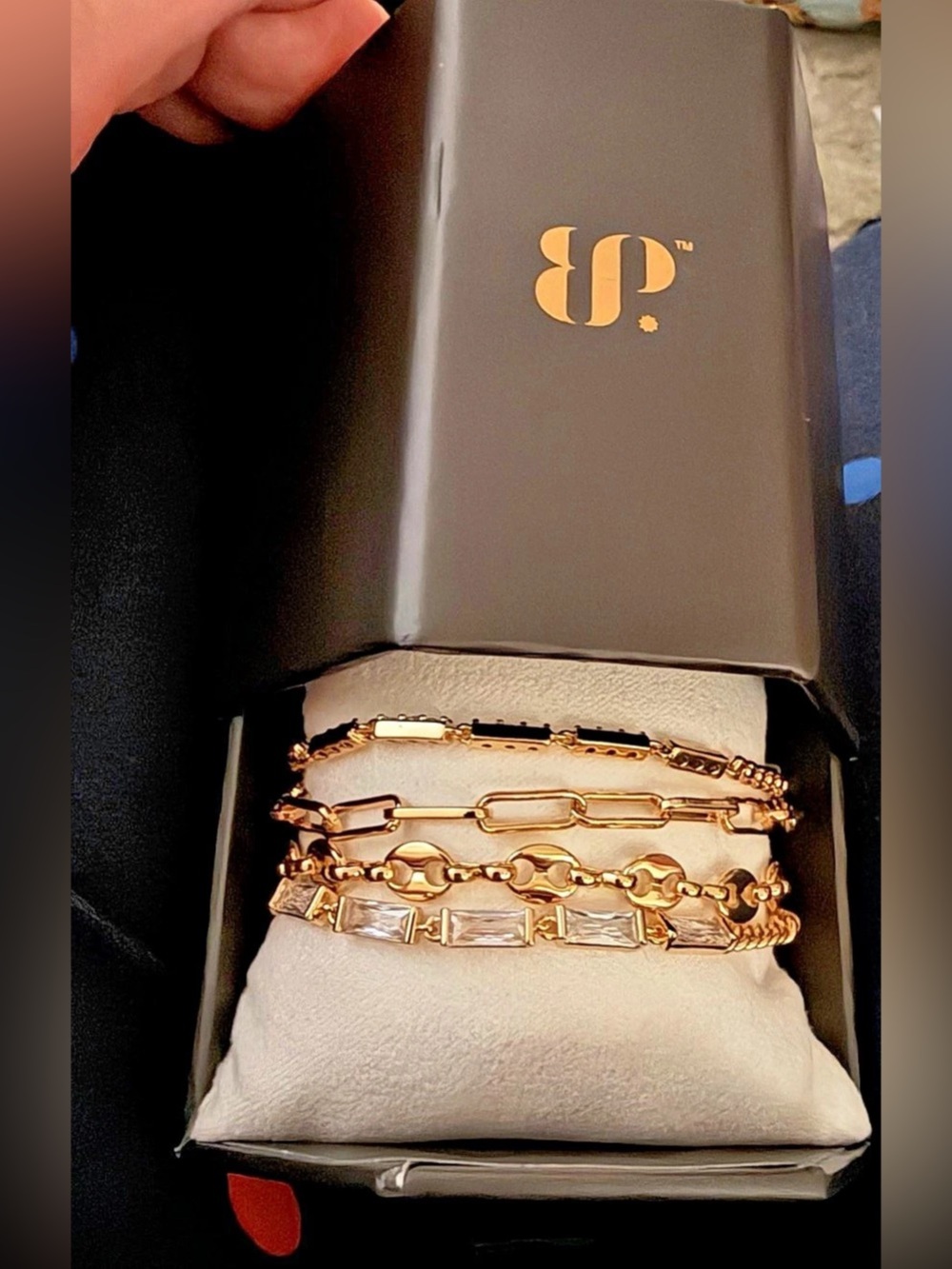 Bomb Party Luxe Layers The Bracelet Edition Gold Bracelet Set NWT - Picture 6 of 8